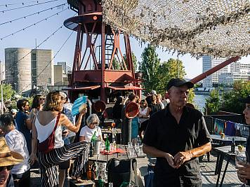 Apéro auf dem Deck